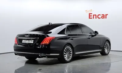 Genesis EQ900