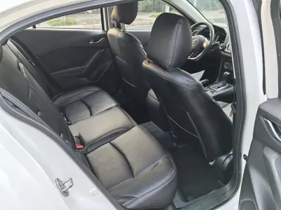 Mazda 3 Axela