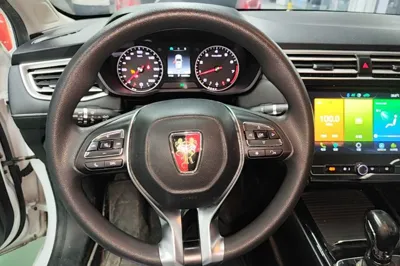 Roewe i5