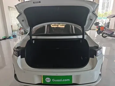 Qiyuan 长安启源A05经典