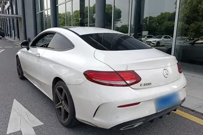 Mercedes-Benz C-Class