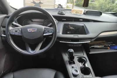 Cadillac XT4