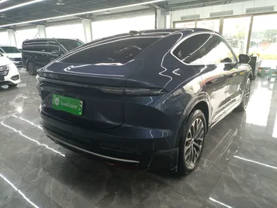 Nio EC6