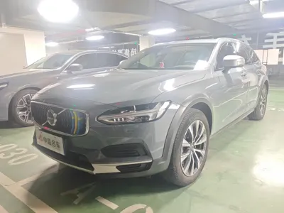 Volvo V90