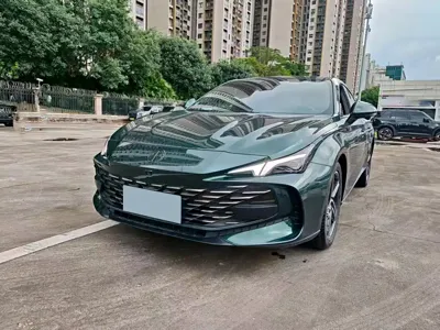 MG MG7