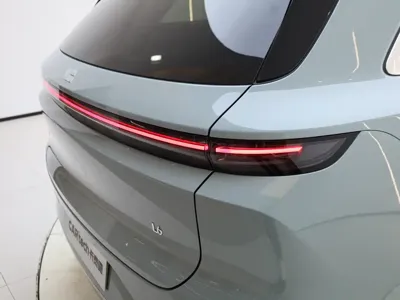 Li Auto Li L6