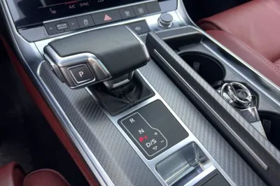 Audi A7L