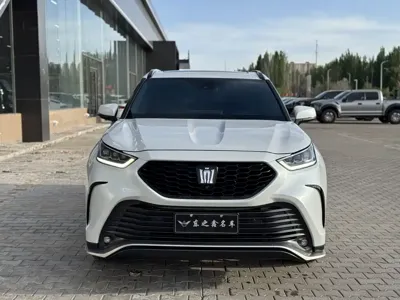 Toyota Crown Kluger