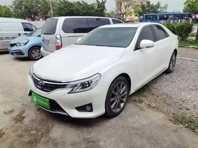 Toyota Reiz