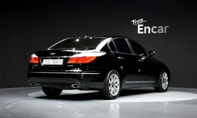 Hyundai Genesis