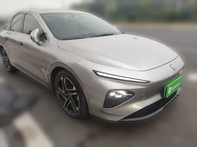 Roewe D7
