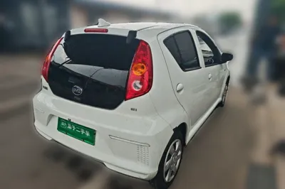 BYD e1