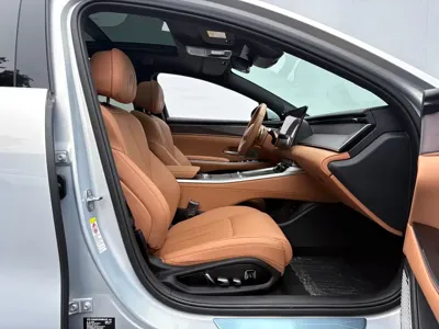 BYD 汉L