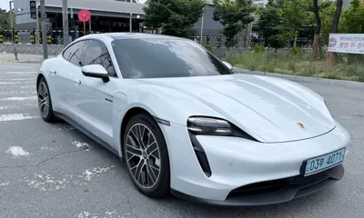 Porsche Taycan