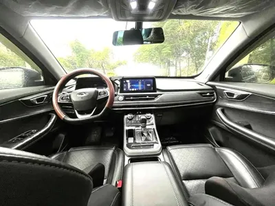 Chery Tiggo 8
