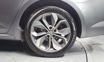 Renault-KoreaSamsung SM6