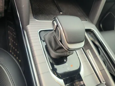 Hongqi HS7 PHEV