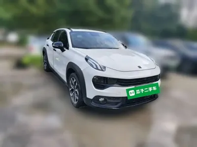 Lynk & Co 02