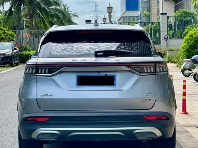 BAIC X7