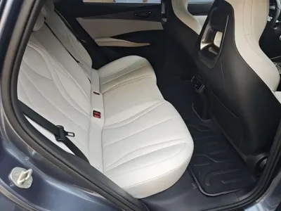 BYD 海豹06
