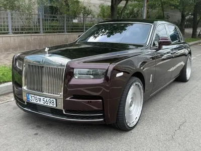 Rolls-Royce Phantom