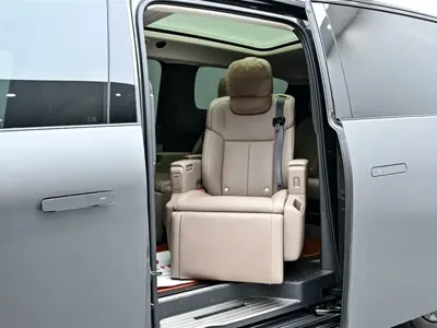 Li Auto Li MEGA