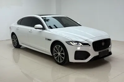 Jaguar XFL
