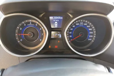 Hyundai Elantra (5th Generation
