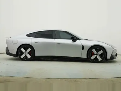 Xpeng P7