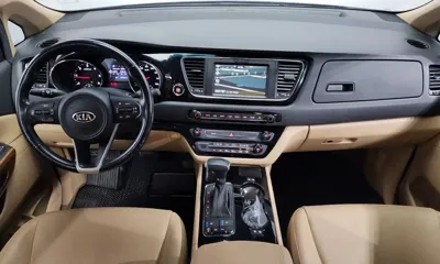 Kia Canival