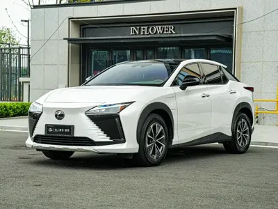 Lexus RZ