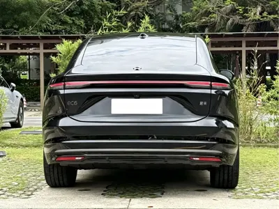 Nio EC6