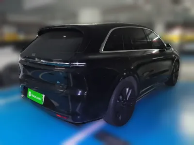Li Auto L6