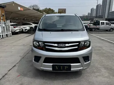JAC Refine Refine M3