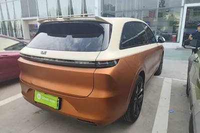 Li Auto L6