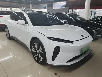 Nio ET5