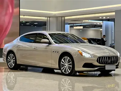 Maserati Quattroporte