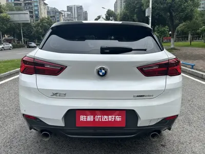 BMW X2