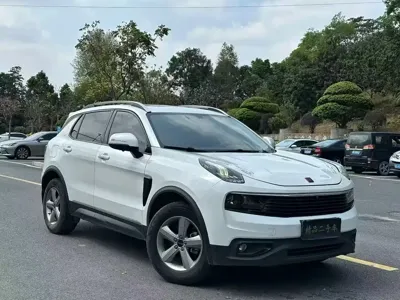Lynk & Co 01