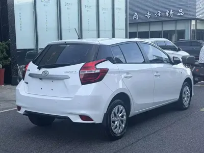 Toyota Yaris L