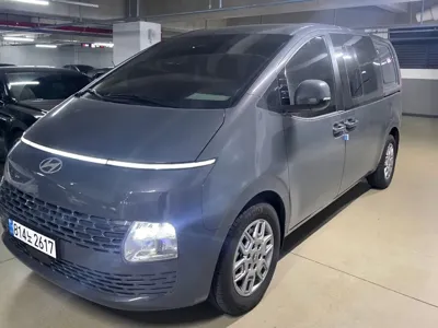 Hyundai Staria