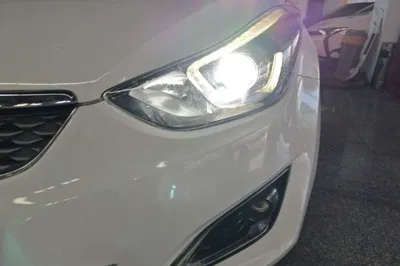 Hyundai Elantra (5th Generation