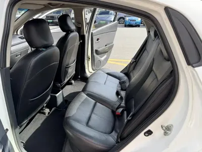 Kia K2