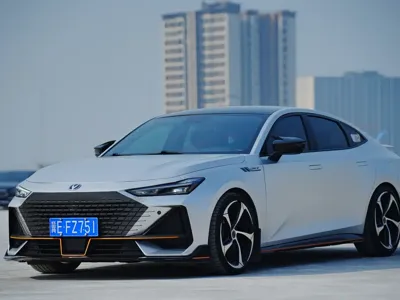 Changan UNI-V