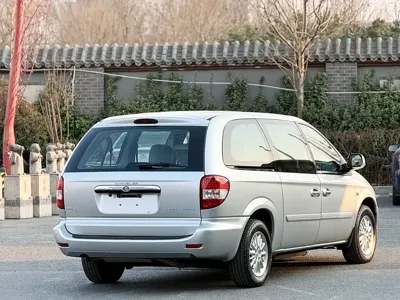 Chrysler Grand Voyager