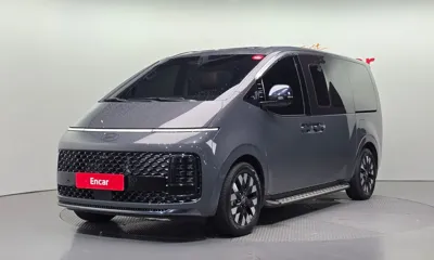 Hyundai Staria