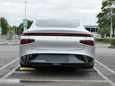 Xpeng P7
