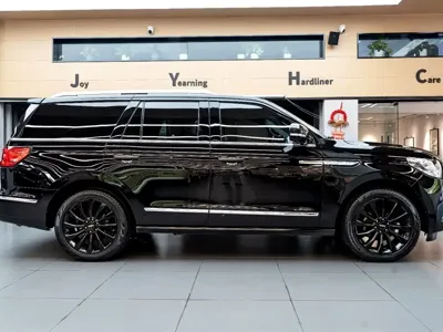 Lincoln Navigator