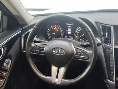 Infiniti Q50L