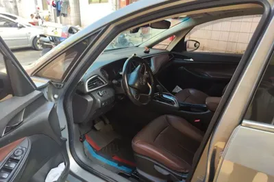 Buick GL6